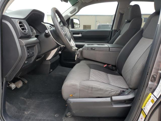 5TFRM5F17EX076838 - 2014 TOYOTA TUNDRA DOUBLE CAB SR/SR5 GRAY photo 7