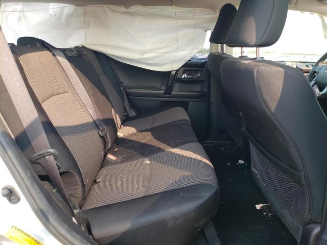 JTEBU5JR4H5445746 - 2017 TOYOTA 4RUNNER SR5/SR5 PREMIUM 银色 照片 10