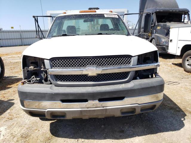 1GBJC34U54E219415 - 2004 CHEVROLET SILVERADO C3500 WHITE photo 5