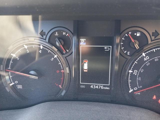 JTEMU5JR7M5910331 - 2021 TOYOTA 4RUNNER SR5/SR5 PREMIUM 银色 照片 9