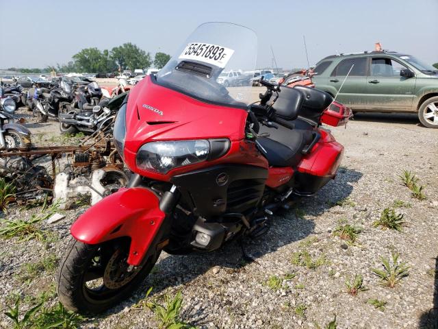 JH2SC6813DK000978 - 2013 HONDA GL1800 B RED photo 2