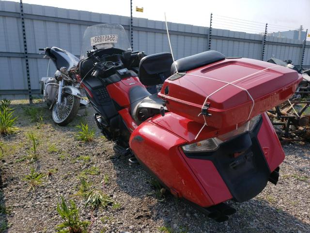 JH2SC6813DK000978 - 2013 HONDA GL1800 B RED photo 3