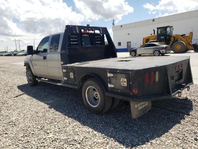 1GTJK39244E284861 - 2004 GMC NEW SIERRA K3500 SILVER photo 2