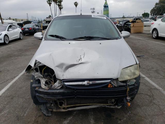 KL1TD66686B675664 - 2006 CHEVROLET AVEO BASE SILVER photo 5