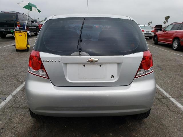 KL1TD66686B675664 - 2006 CHEVROLET AVEO BASE SILVER photo 6