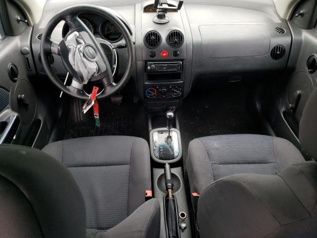 KL1TD66686B675664 - 2006 CHEVROLET AVEO BASE SILVER photo 8