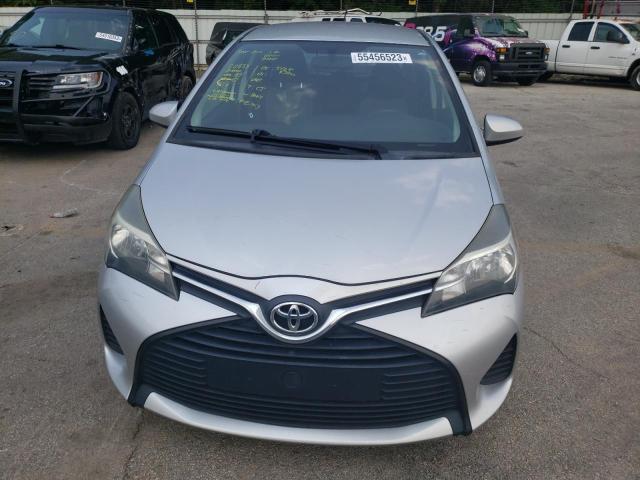 VNKKTUD34GA059687 - 2016 TOYOTA YARIS L GRAY photo 5