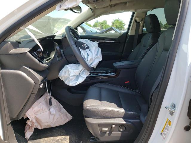 LRBFZPR44MD148826 - 2021 BUICK ENVISION ESSENCE WHITE photo 7
