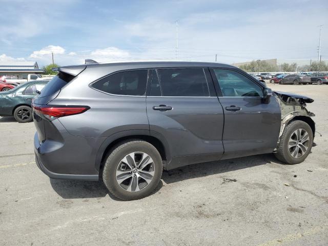 5TDGZRAH9NS547267 - 2022 TOYOTA HIGHLANDER XLE GRAY photo 3