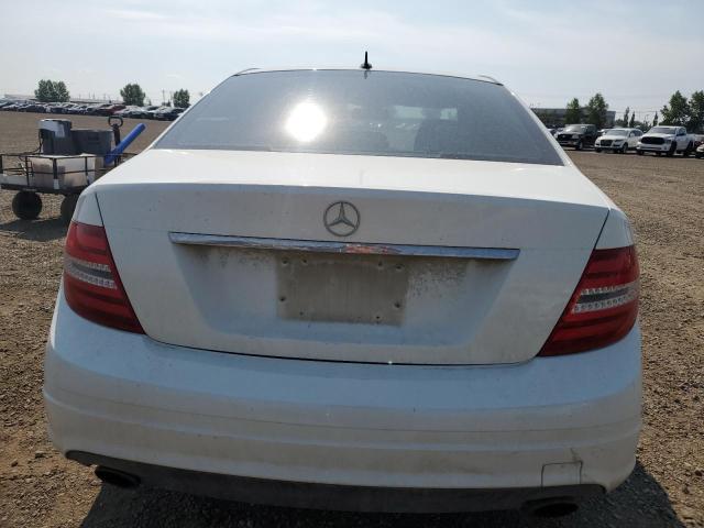 WDDGF85X88F176388 - 2008 MERCEDES-BENZ C 230 4MATIC WHITE photo 6