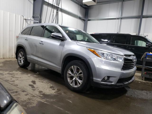 5TDJKRFH4FS098553 - 2015 TOYOTA HIGHLANDER XLE Plata foto 4