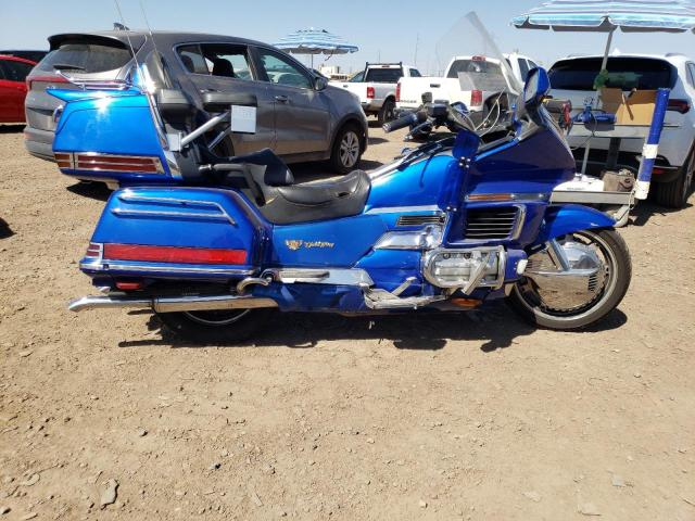 1HFSC2205TA801942 - 1996 HONDA GL1500 A/2 BLUE photo 9