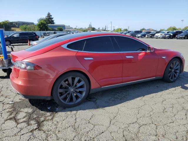 5YJSA1H12EFP64837 - 2014 TESLA MODEL S RED photo 3