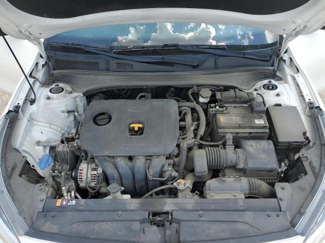 3KPF34AD2LE241743 - 2020 KIA FORTE GT LINE WHITE photo 11