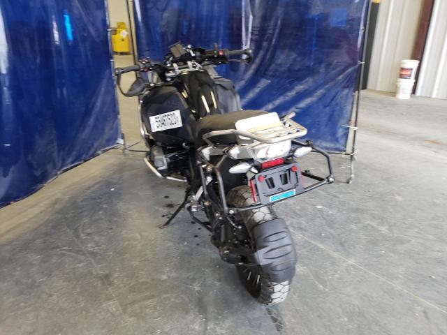 WB10M1302N6G10489 - 2022 BMW R 1250 GS ADVENTURE BLACK photo 3