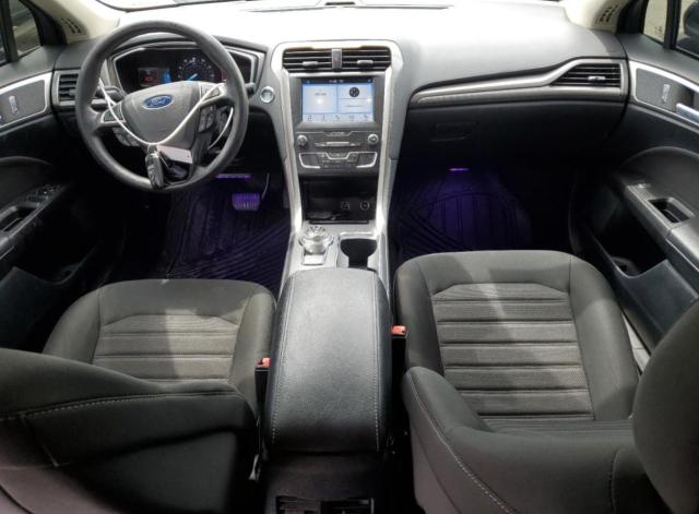 3FA6P0HD2KR230290 - 2019 FORD FUSION SE BLACK photo 8