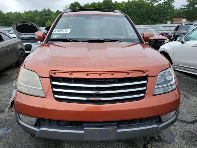 KNDJH741695024411 - 2009 KIA BORREGO LX ORANGE photo 5