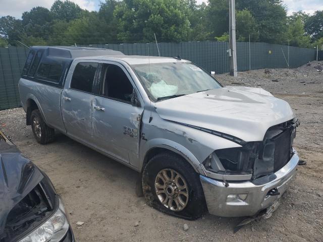 3C63R3JL6JG164371 - 2018 RAM 3500 LARAMIE SILVER photo 4