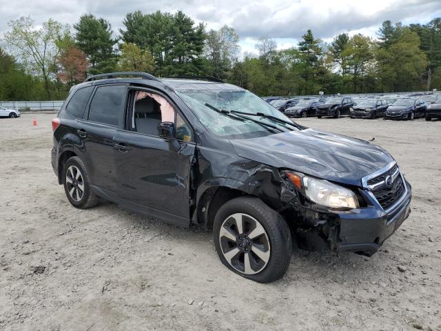 JF2SJAEC3JH448378 - 2018 SUBARU FORESTER 2.5I PREMIUM BLACK photo 4