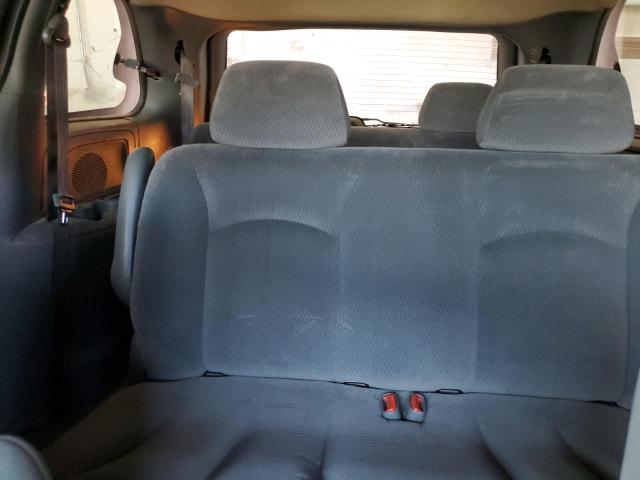 1C4GP45R24B527850 - 2004 CHRYSLER TOWN & COU ვერცხლისფერი ფოტო 10