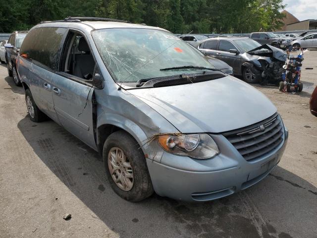 2C4GP44R75R251427 - 2005 CHRYSLER TOWN & COU LX SILVER photo 4