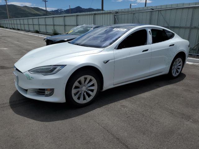5YJSA1E2XJF297691 - 2018 TESLA MODEL S თეთრი ფოტო 1