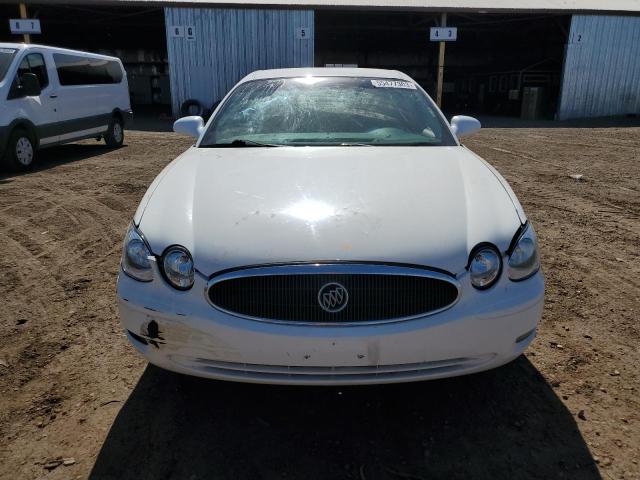 2G4WC582X71197306 - 2007 BUICK LACROSSE CX WHITE photo 5