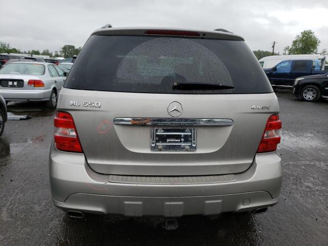 4JGBB72EX8A352203 - 2008 MERCEDES-BENZ ML 550 GRAY photo 6