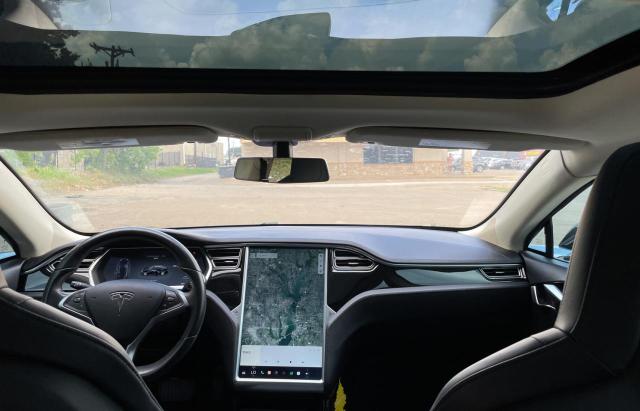 5YJSA1CG6DFP13870 - 2013 TESLA MODEL S Սև լուսանկար 9