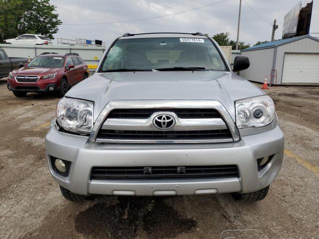 JTEBU14R770111436 - 2007 TOYOTA 4RUNNER SR5 SILVER photo 5