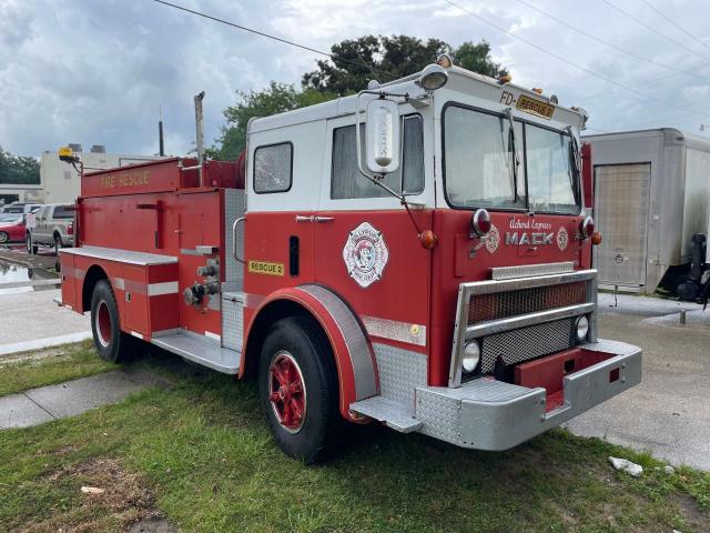 MB685FC1137 - 1997 MACK 400 RED photo 1