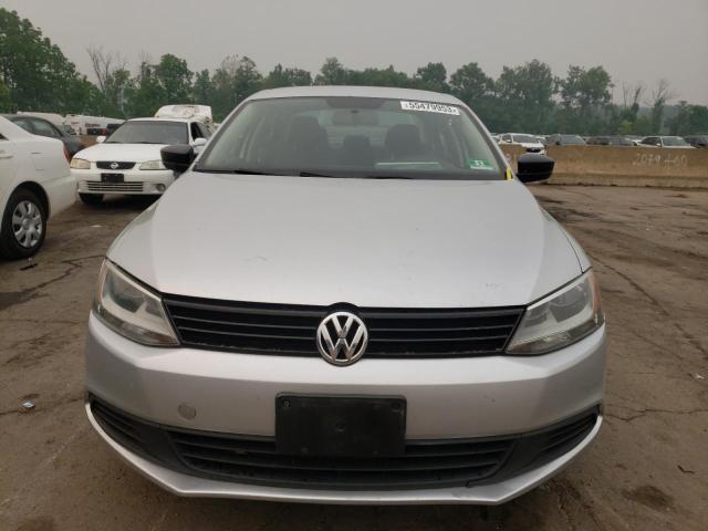 3VW2K7AJ8DM269074 - 2013 VOLKSWAGEN JETTA BASE Արծաթագույն լուսանկար 5