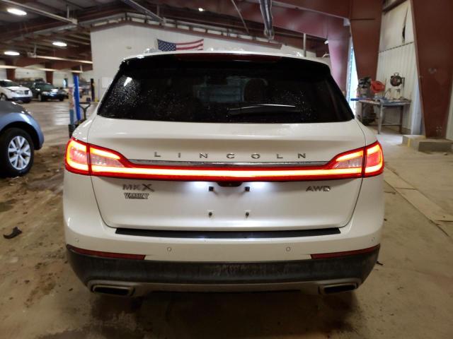 2LMTJ8LR2GBL52072 - 2016 LINCOLN MKX RESERVE თეთრი ფოტო 6