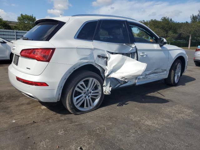 WA1CNAFY6K2088264 - 2019 AUDI Q5 PRESTIGE WHITE photo 3