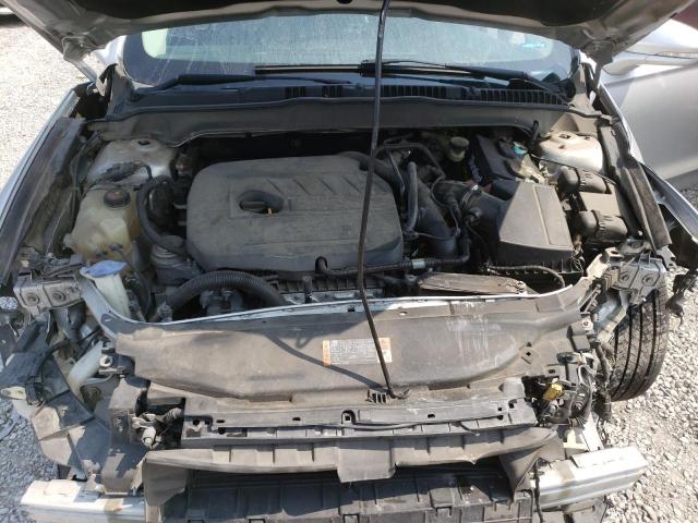 1FA6P0HD6E5389059 - 2014 FORD FUSION SE SILVER photo 11