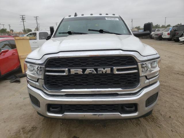 3C63RRGL5MG505225 - 2021 RAM 3500 TRADESMAN WHITE photo 5