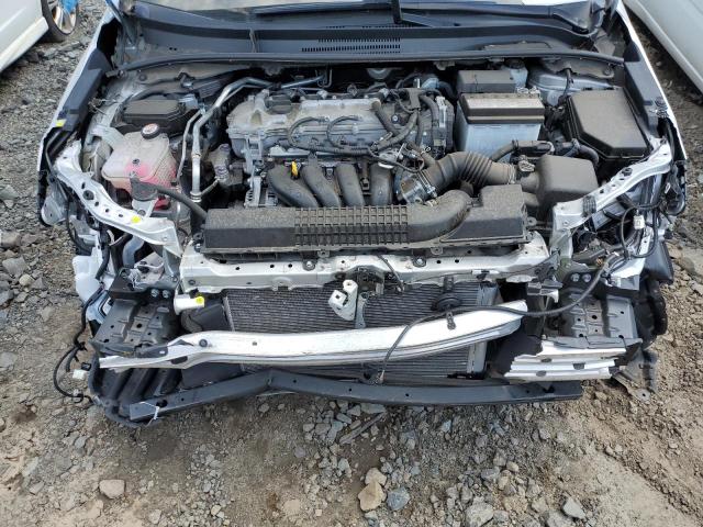 5YFVPMAE8MP236975 - 2021 TOYOTA COROLLA LE SILVER photo 11