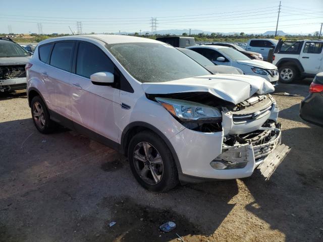 1FMCU0GX3GUA11920 - 2016 FORD ESCAPE SE WHITE photo 4