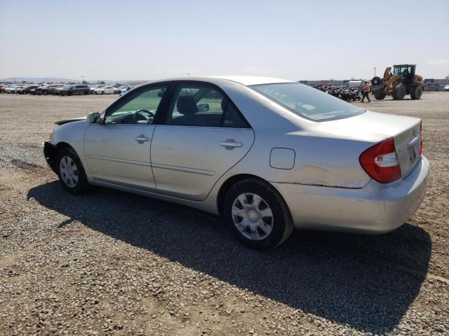 JTDBE32K730241262 - 2003 TOYOTA CAMRY LE SILVER photo 2