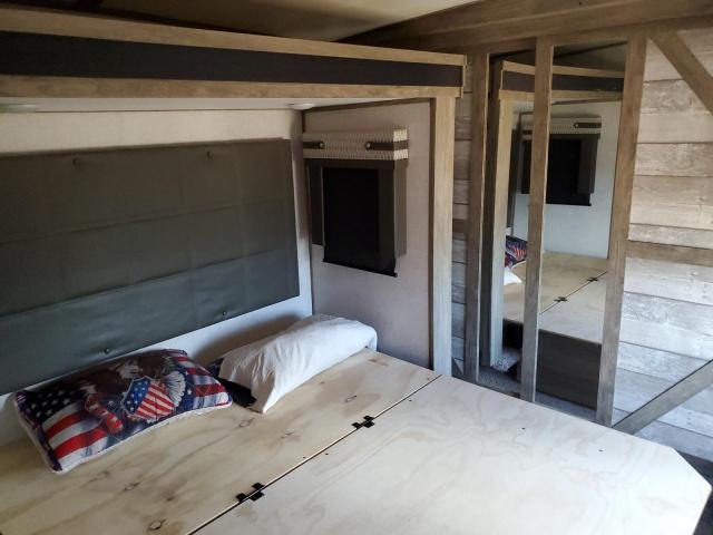 4X4FSBM23LV007246 - 2020 FOREST RIVER SALEM HEMISPHERE 356 TWO TONE photo 9