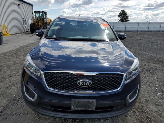 5XYPGDA52JG422567 - 2018 KIA SORENTO LX BLUE photo 5