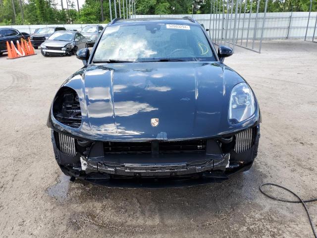 WP1AG2A58JLB65198 - 2018 PORSCHE MACAN GTS BLACK photo 5