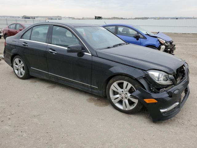 WDDGF8BB5CA722689 - 2012 MERCEDES-BENZ C 300 4MATIC BLACK photo 4
