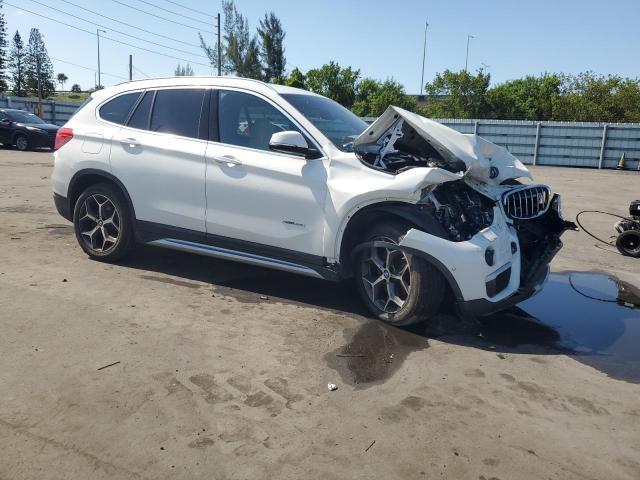 WBXHU7C32J5H45784 - 2018 BMW X1 SDRIVE28I WHITE photo 4