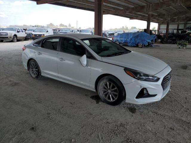 5NPE24AF9KH771377 - 2019 HYUNDAI SONATA SE WHITE photo 4