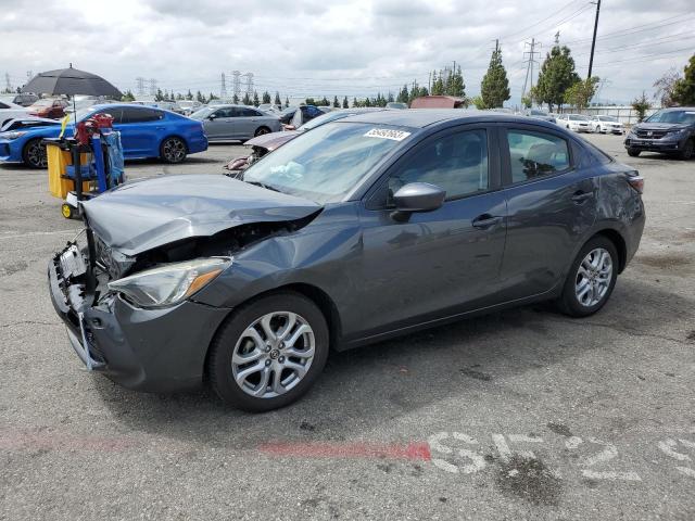 3MYDLBZV6GY110118 - 2016 TOYOTA SCION IA GRAY photo 1