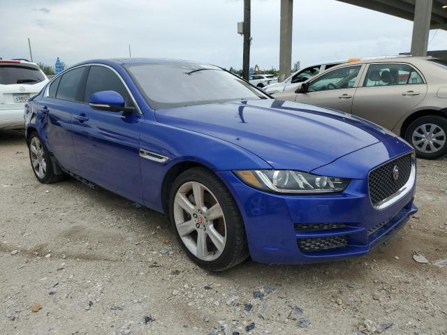 SAJAD4BG0HA960243 - 2017 JAGUAR XE PREMIUM BLUE photo 4