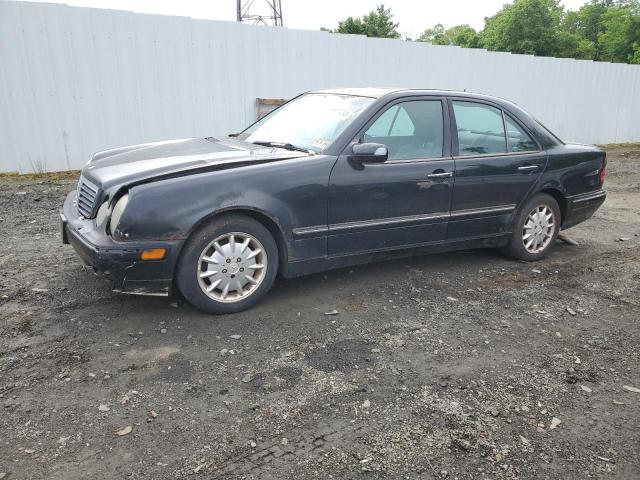 2000 MERCEDES-BENZ E 320, 