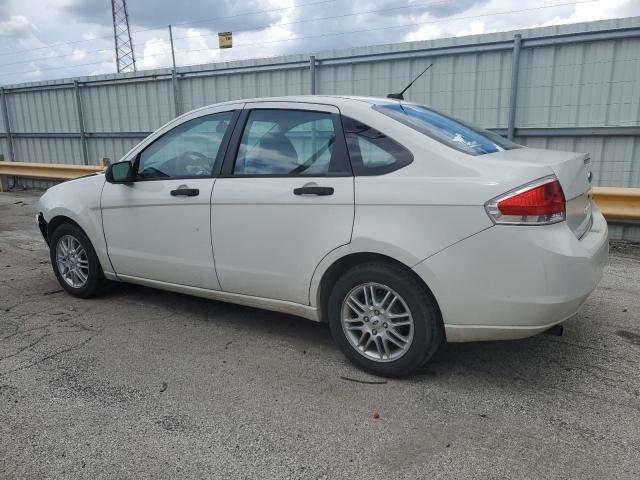 1FAHP35N59W189717 - 2009 FORD FOCUS SE WHITE photo 2