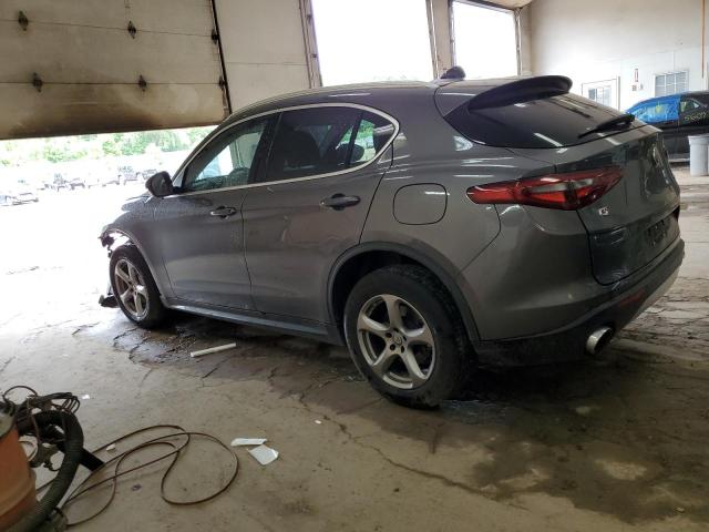 ZASPAKAN8M7D12511 - 2021 ALFA ROMEO STELVIO SPORT Grau Foto 2